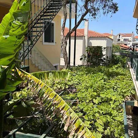 Karyatis דירה