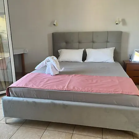 Appartamento Karyatis